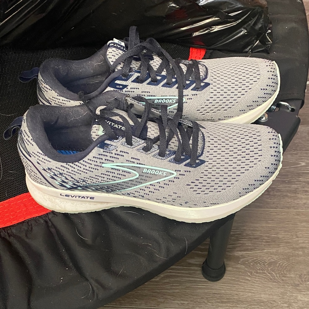 Brooks Levitate Gray and Navy Sneakers